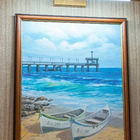 Deluxe Center Burgaz