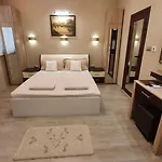 Deluxe Center Apartament Burgas