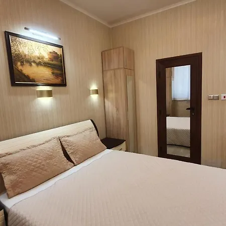 Apartment Deluxe Center